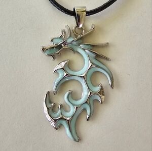 🐉 Luminous Blue Dragon Necklace